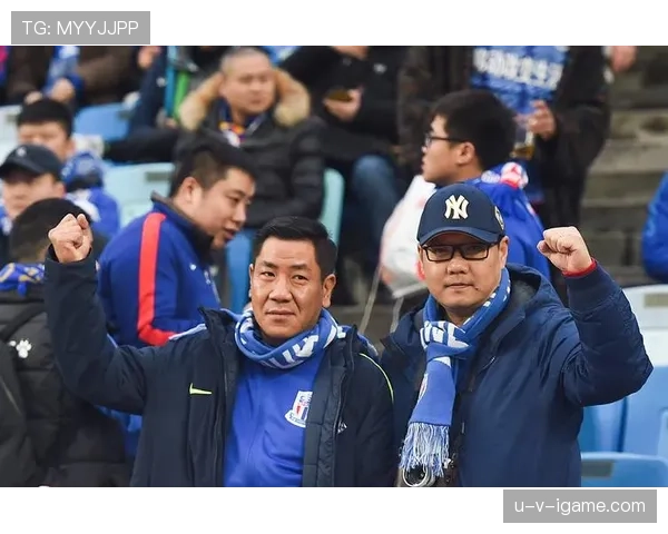 主场氛围点燃激情,球队借球迷助威强势逆转夺胜 主场氛围点燃激情,球队借球迷助威强势逆转夺胜