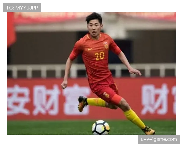 中超顶级前锋成功续约,新赛季表现引球迷热切期待 中超顶级前锋成功续约,新赛季表现引球迷热切期待