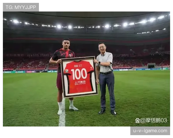 中超争冠白热化,多队状态回升上演激烈对决 中超争冠白热化,多队状态回升上演激烈对决