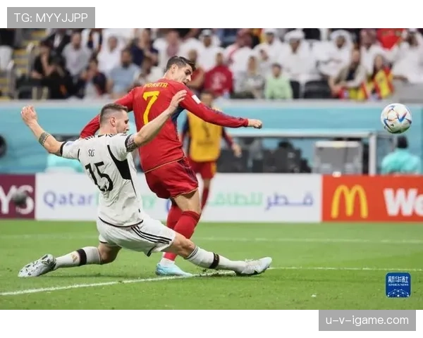 加维任意球得分